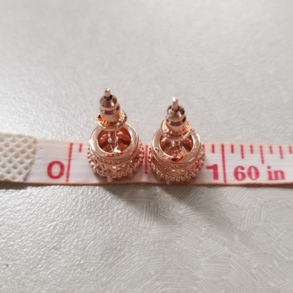 9mm Rose Gold Crown Setting Studs - Picture 3 of 5